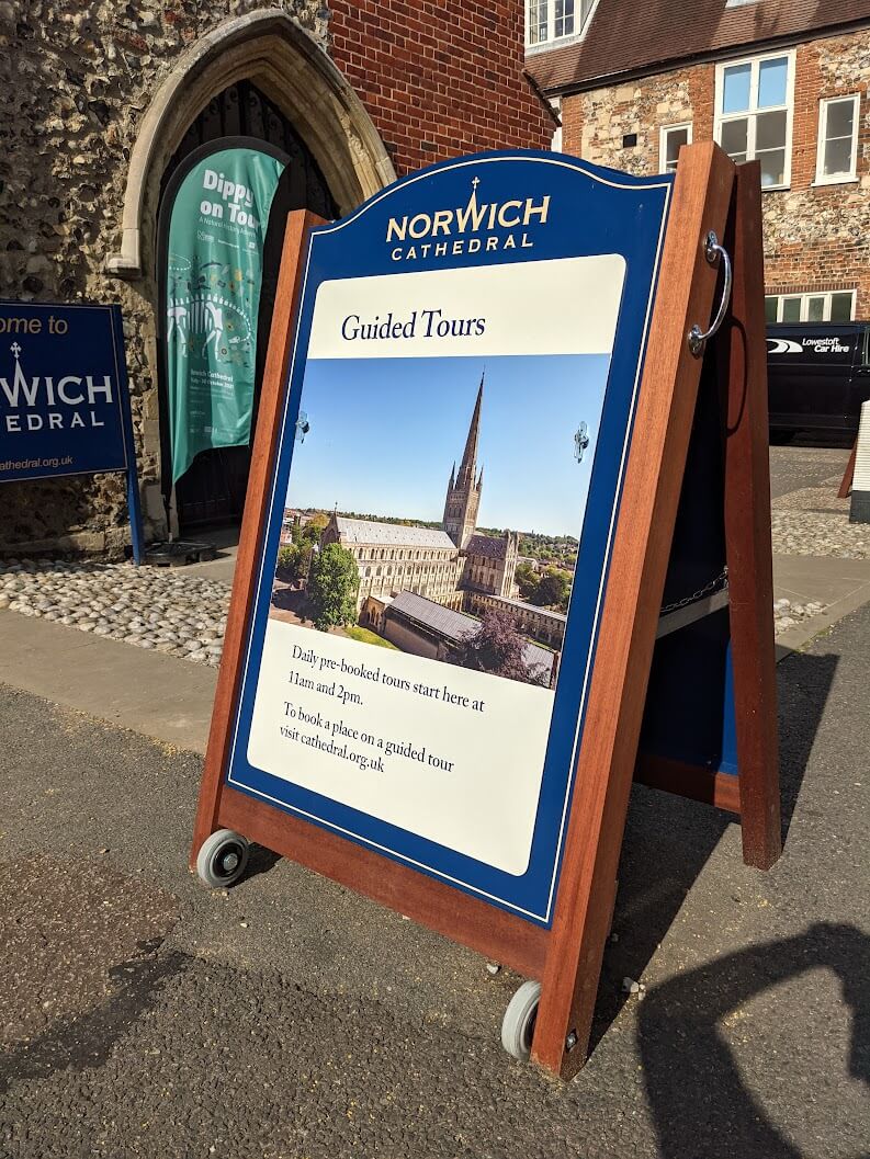 Soanes Signs of Norwich - Pavement & Street Signs - Work Example 47